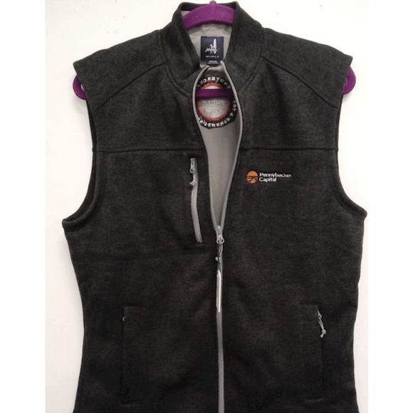 NWT johnnie-O Men's Black Pennybacker Capital Full Zip Vest Size M - Picture 1 of 6